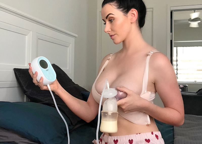 To Sleep or Not to Sleep? - Tips for Breast Pumping at Night